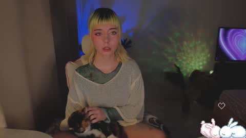 MylaFlores online show from 12-25-24, 12:05