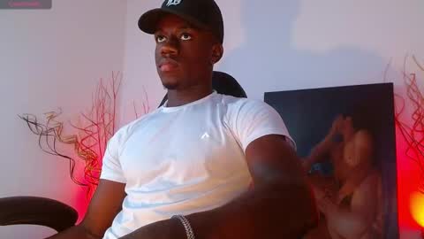 Mylo Wallace  online show from 02-10-25, 09:58