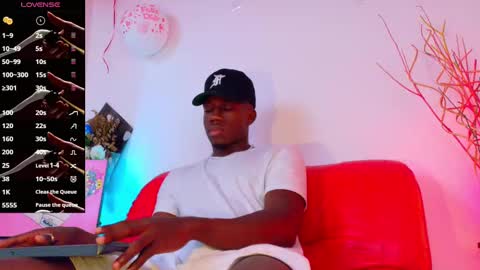 Mylo Wallace  online show from 03-09-25, 12:10