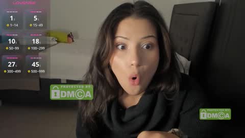 Snapshot of mymelisa chatting on 11-12-25, 01:55 hey its Mel online show from 11-12-25, 01:55