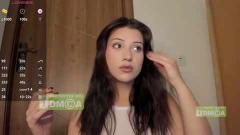 Snapshot of mymelisa chatting on 02-02-26, 10:25 hey its Mel online show from 02-02-26, 10:25