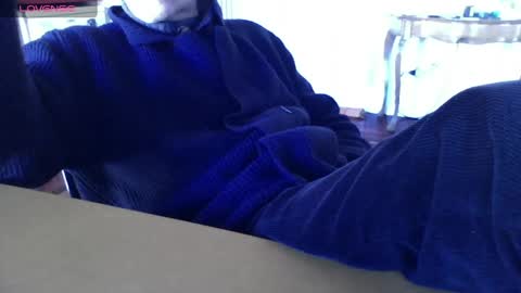 Bi sexy guy lovense hush is on private is open or password show tip if you like. online show from 01-12-25, 09:30