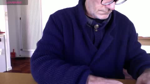 Bi sexy guy lovense hush is on private is open or password show tip if you like. online show from 01-28-25, 08:47