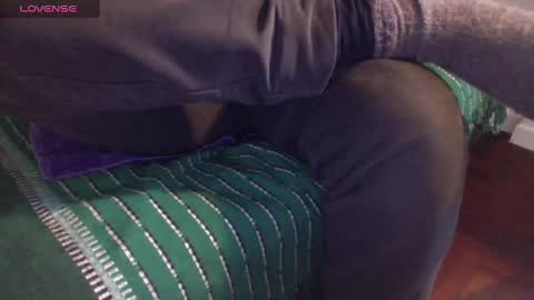 Bi sexy guy lovense hush is on private is open or password show tip if you like. online show from 02-16-25, 03:59