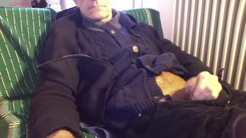 Bi sexy guy lovense hush is on private is open or password show tip if you like. online show from 03-23-26, 06:39