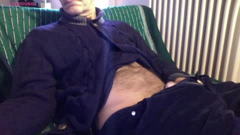 Bi sexy guy lovense hush is on private is open or password show tip if you like. online show from 04-16-26, 05:41