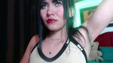 Snapshot of myomi_nix chatting on 01-27-25, 03:58 myomi online show from 01-27-25, 03:58