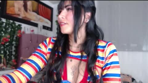 Snapshot of myomi_nix chatting on 10-18-25, 02:58 myomi online show from 10-18-25, 02:58