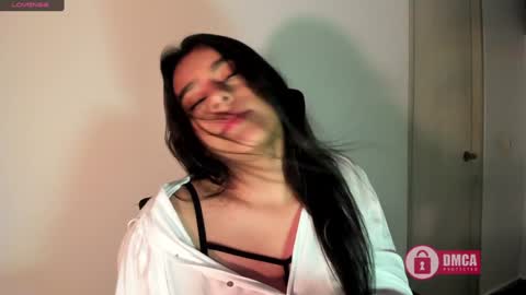 Snapshot of mypretty_isabella chatting on 12-28-24, 11:26 Bella online show from 12-28-24, 11:26