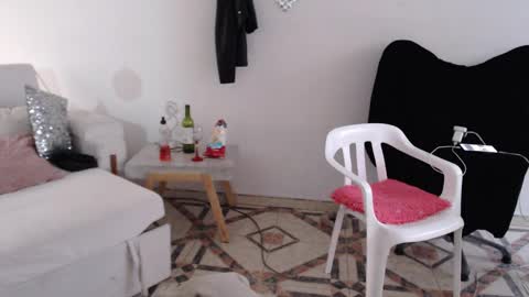 Myrna Sessions online show from 01-24-25, 12:10