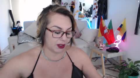 Myrna Sessions online show from 01-30-25, 07:04