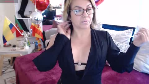 Myrna Sessions online show from 03-07-25, 11:51