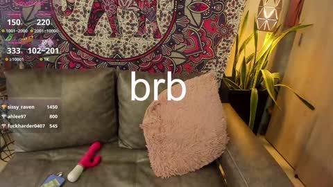 Snapshot of mysaris3 chatting on 01-20-25, 10:48 S A R A online show from 01-20-25, 10:48