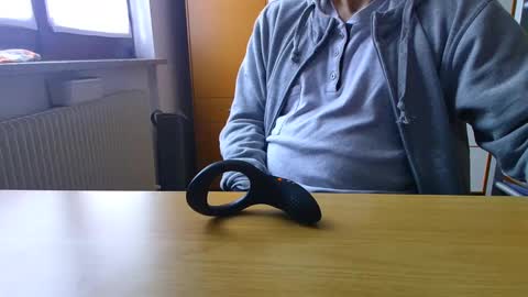 Snapshot of mysecr3tsins chatting on 12-02-24, 09:24 Ben online show from 12-02-24, 09:24