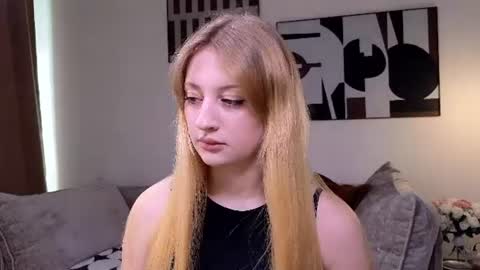 mysmila online show from 06-22-26, 02:25