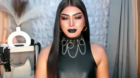 Snapshot of mysterious_diva chatting on 09-16-25, 02:51 SUPPORT GODDESS TRISHA AND DONT FORGET TO FOLLOW ME online show from 09-16-25, 02:51