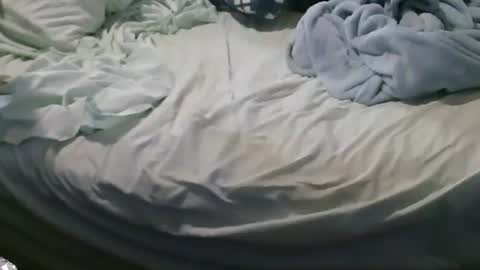 Snapshot of mysteriouswoman18 chatting on 10-22-25, 09:47 mysteriouswoman18 online show from 10-22-25, 09:47