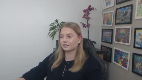 Erica online show from 02-24-26, 11:19