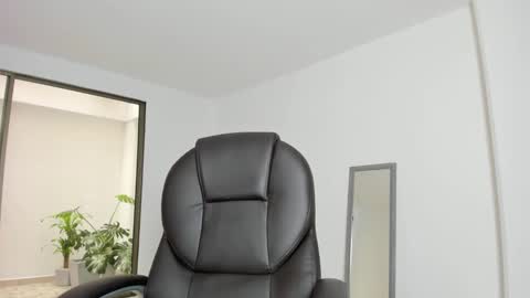 Elena online show from 11-03-25, 06:31