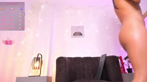 Snapshot of mystic_carito chatting on 09-18-25, 10:23 mystic carito online show from 09-18-25, 10:23