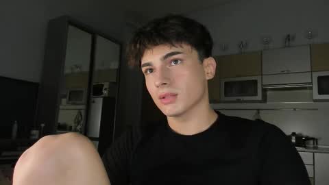 Snapshot of mystic_evan chatting on 09-22-25, 06:21 Evan Brown online show from 09-22-25, 06:21