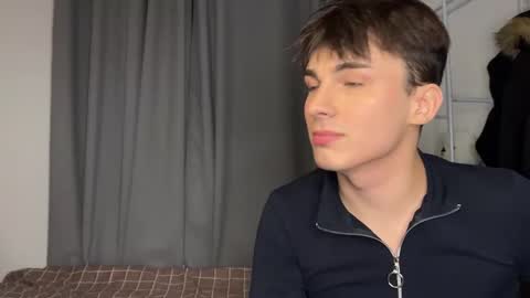 Snapshot of mystic_evan chatting on 12-14-25, 06:56 Evan Brown online show from 12-14-25, 06:56