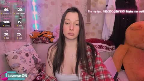 Snapshot of mystic_lilly chatting on 03-10-26, 08:14 Lilly magic lilly online show from 03-10-26, 08:14