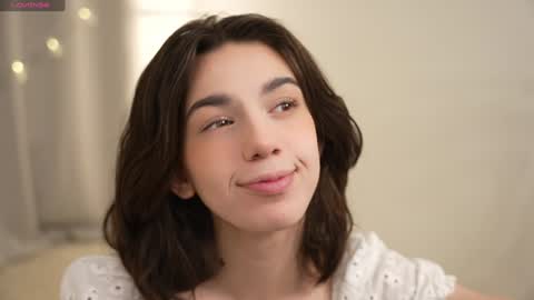 Snapshot of mystica_ chatting on 12-24-24, 06:44 MILLI online show from 12-24-24, 06:44