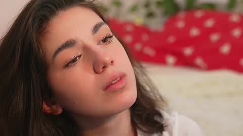 Snapshot of mystica_ chatting on 02-20-25, 10:16 MILLI online show from 02-20-25, 10:16