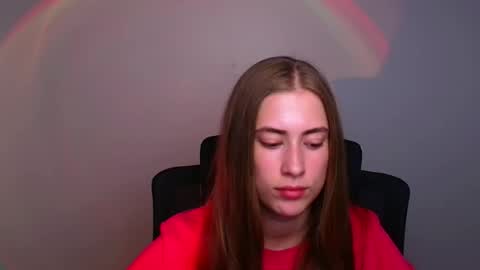 Snapshot of mysticemeli chatting on 09-11-25, 11:21 Emelie online show from 09-11-25, 11:21