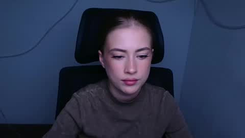 Snapshot of mysticemeli chatting on 09-13-25, 11:21 Emelie online show from 09-13-25, 11:21