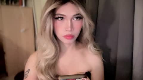 Lucy online show from 06-24-26, 04:22
