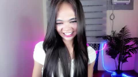 Krestine online show from 11-25-25, 01:33