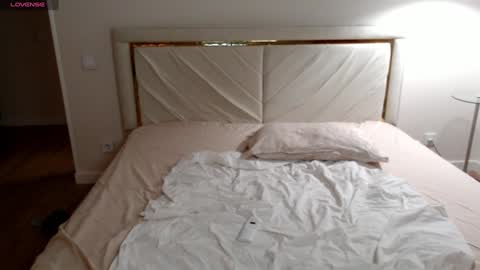 mysticsirenn online show from 02-03-25, 09:08