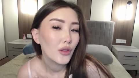 mysticsirenn online show from 03-17-26, 07:23