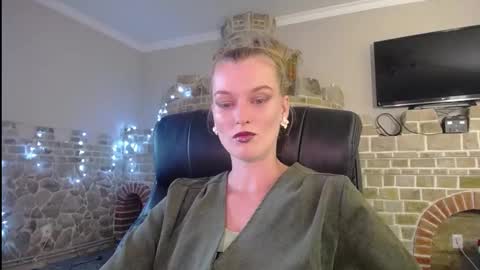 mysticvenus_ online show from 09-16-25, 03:02