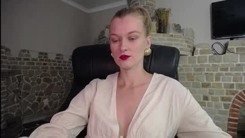 mysticvenus_ online show from 09-24-25, 07:01