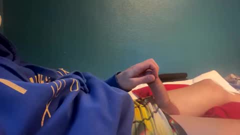 Snapshot of mystikos chatting on 10-29-25, 03:58 mystikos online show from 10-29-25, 03:58