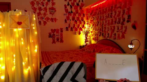 Snapshot of mystydew chatting on 02-25-25, 02:44 MystyDew online show from 02-25-25, 02:44