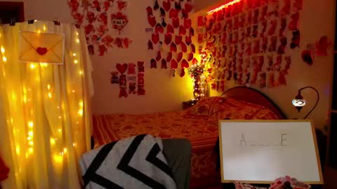 Snapshot of mystydew chatting on 02-26-25, 02:14 MystyDew online show from 02-26-25, 02:14