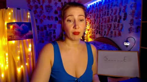 Snapshot of mystydew chatting on 03-08-25, 07:20 MystyDew online show from 03-08-25, 07:20