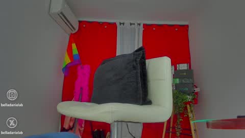   IG belladanielab online show from 02-01-25, 07:26