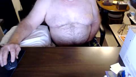 Snapshot of mytimeyourtimeourtime chatting on 04-23-26, 10:03 ItsTime online show from 04-23-26, 10:03