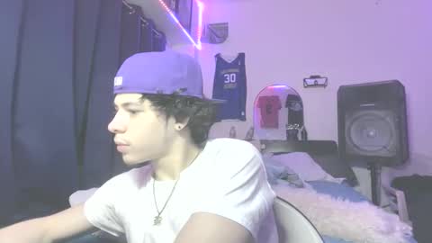 Snapshot of mytoytommy chatting on 03-05-26, 06:09 mytoytommy online show from 03-05-26, 06:09