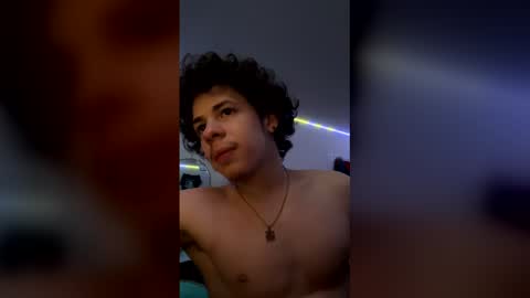 Snapshot of mytoytommy chatting on 03-08-26, 08:18 mytoytommy online show from 03-08-26, 08:18