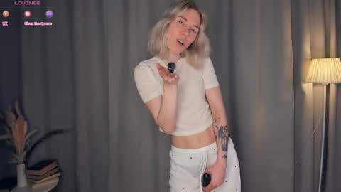 Olivia or just olive online show from 03-09-26, 07:40