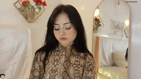 naamah_b online show from 06-08-26, 02:28