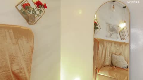 naamah_b online show from 06-13-26, 02:26
