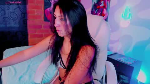 Camila-   free online show from 02-03-25, 09:29