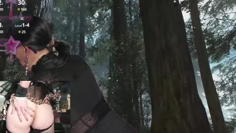 Snapshot of nackedforyou chatting on 12-25-24, 11:11 NackedForYou online show from 12-25-24, 11:11